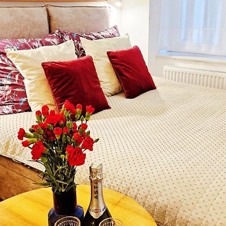 Vintage Chic Apartment - Kazimierz Old Town Krakau Buitenkant foto
